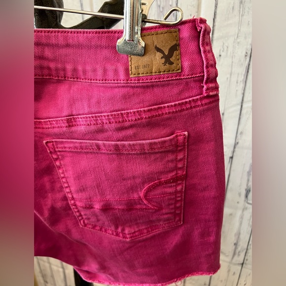American Eagle Hot Pink Demin Shorts - Picture 3 of 8